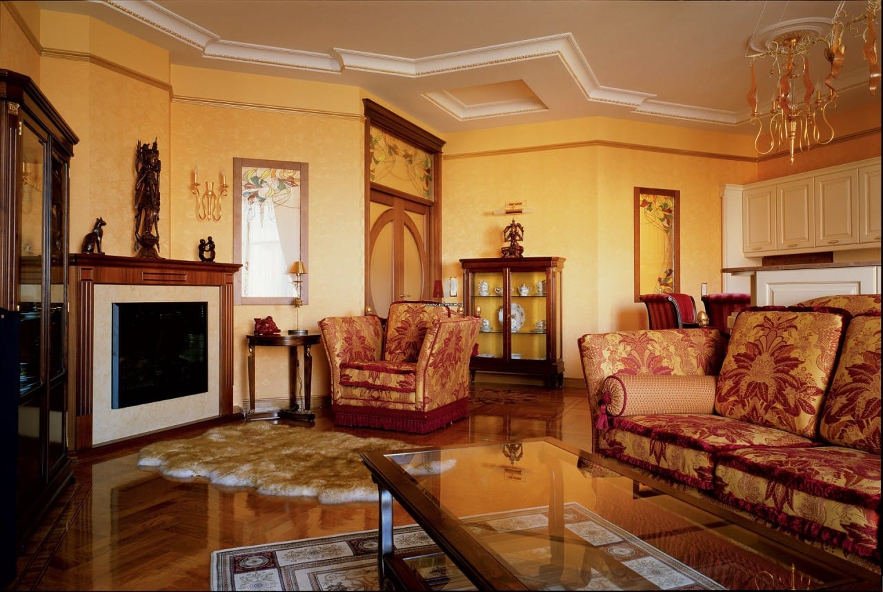 Величний ампір ідеально підходить для просторих приміщень розкішних палаців, заміських особняків та елітних сучасних апартаментів.