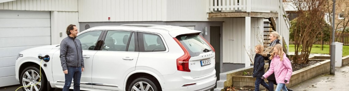 Volvo XC90 из США: искусство шведской роскоши и надежности