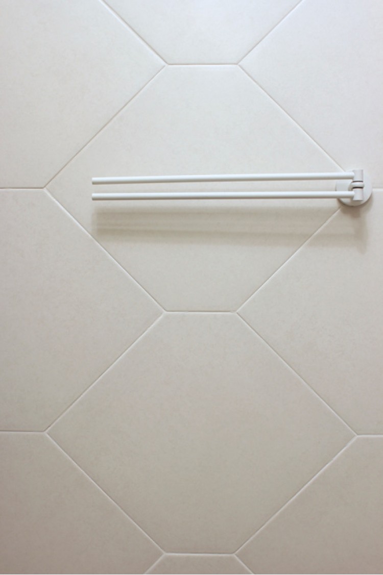 Детали ванной комнаты — Дизайн 2-комнатной квартиры Soft Scandinavian Loft, 40 м.кв — дизайнер Ира Сазонова