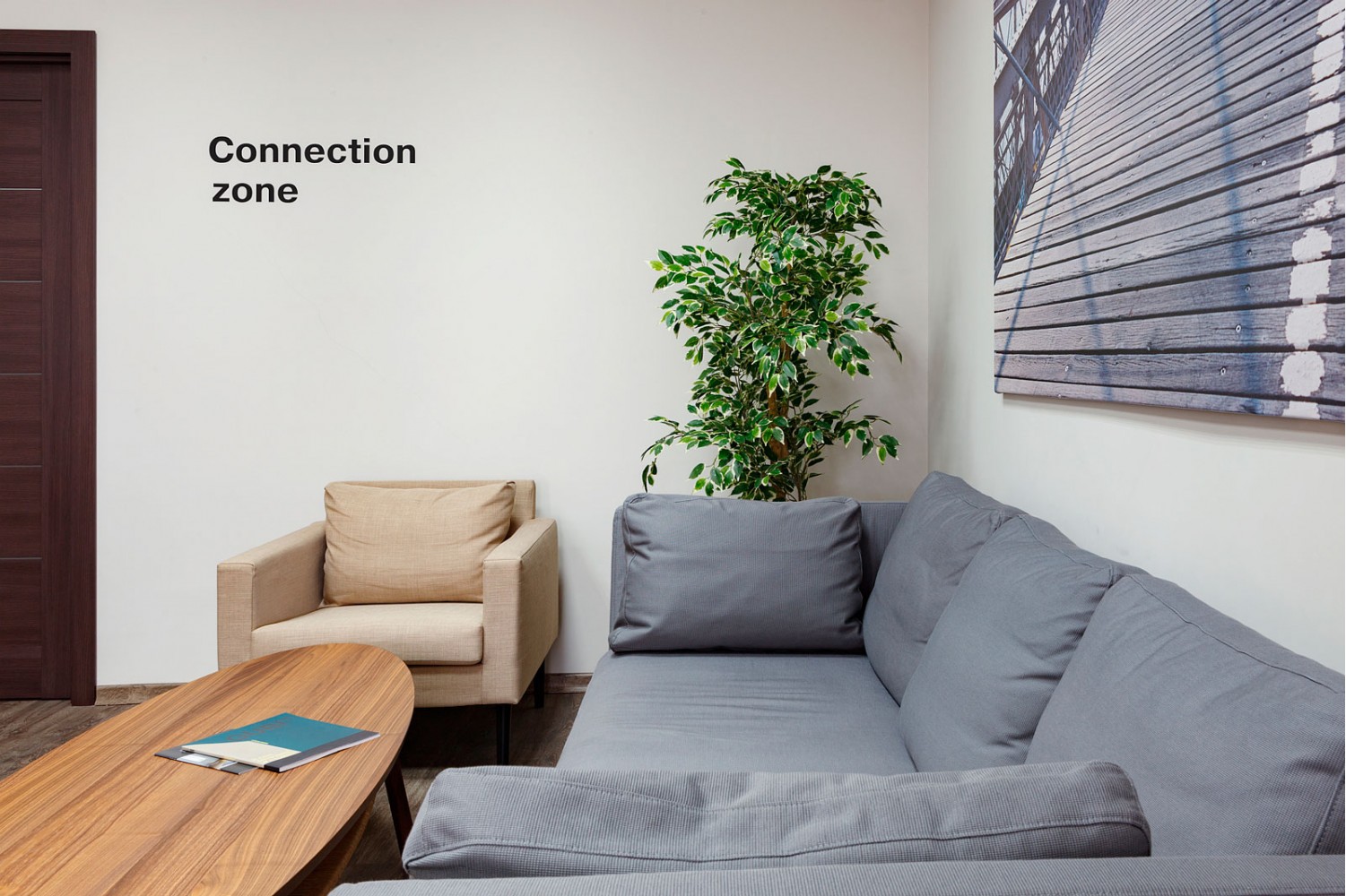 Connection zone в дизайн-проекте и комплектацию офиса мебелью ИКЕА — дизайнер  Сазонова Ира 