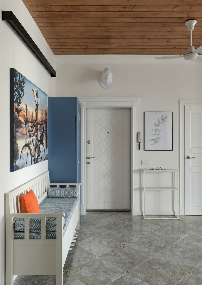 Входная дверь — Дизайн-проект 2-комнатной квартиры "Forever young" White Cozy Home в ЖК River Stone, 85м.кв — дизайнер Сазонова Ира