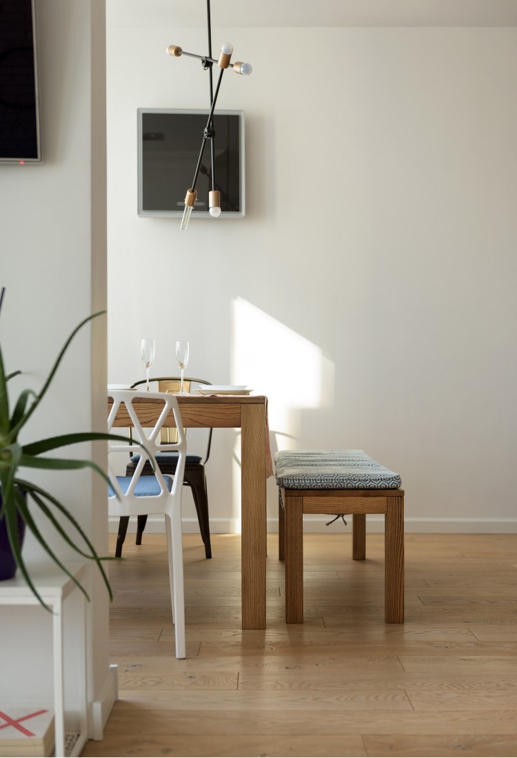 Взгляд на столовую — Дизайн-проект 2-комнатной квартиры "Forever young" White Cozy Home в ЖК River Stone, 85м.кв — дизайнер Сазонова Ира