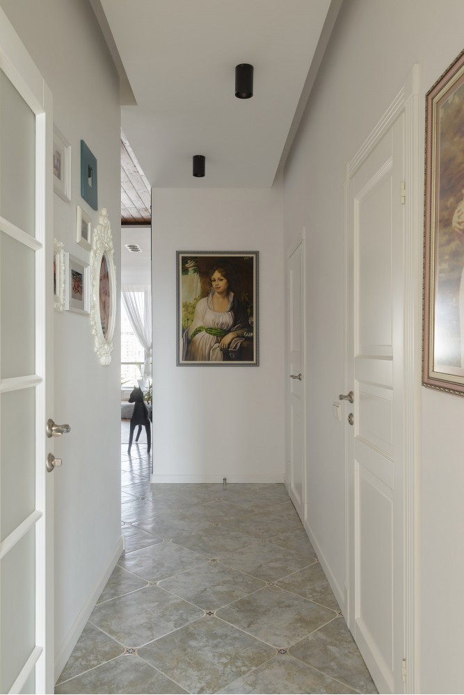 На выходе из спальни — Дизайн-проект 2-комнатной квартиры "Forever young" White Cozy Home в ЖК River Stone, 85м.кв — дизайнер Сазонова Ира