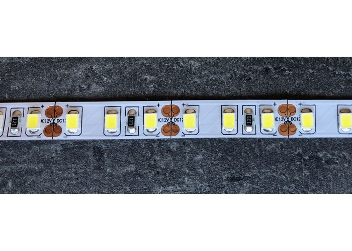  LED стрічка Skarlat LED LV-2835-120 3000K  2 — замовити в PORTES.UA