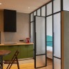 Кухня с обеденной зоной в дизайн-проекте квартиры в ЖК Комфорт Таун, 65м.кв.— Design Burean