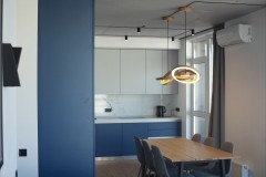 Кухня-їдальня в дизайн-проекті 1-кімнатної квартири в ЖК Французький квартал - 62м.кв. - Between the walls