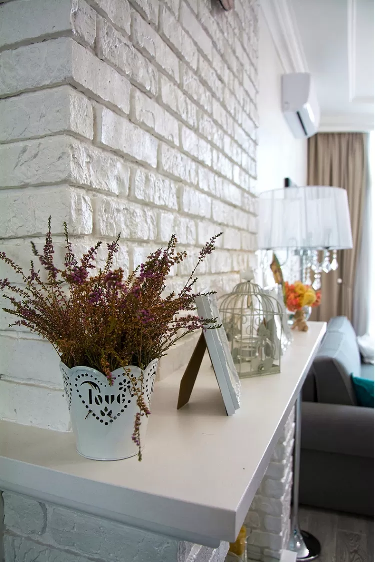 Декорування каміна – фото інтер'єру № 1688