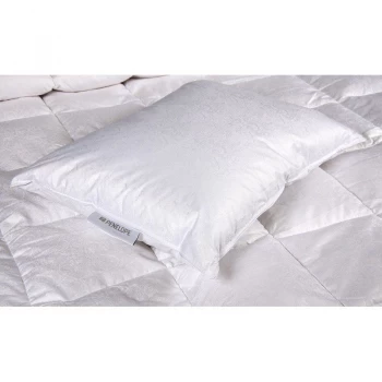 Классическая подушка Penelope Diamond пуховая 50*70