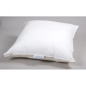 Классическая подушка Penelope Imperial антиаллергенная 70*70