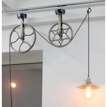 Люстра – Два колеса