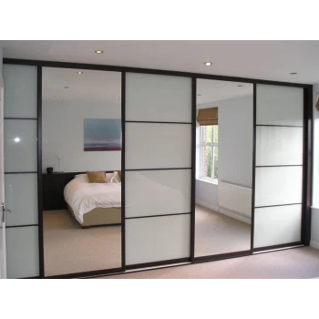 Шкаф-купе с зеркальными дверями под заказ 15