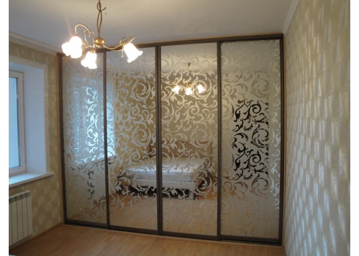  Шкаф купе с пескоструйным рисунком под заказ 22  1 — купить в PORTES.UA