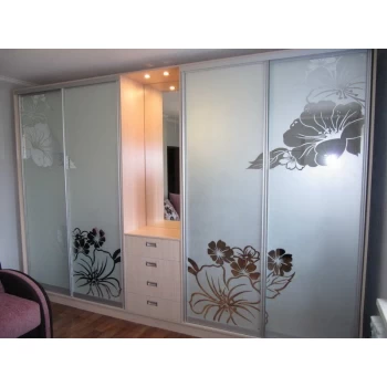 Шафа купе з піскоструминним малюнком на замовлення 14