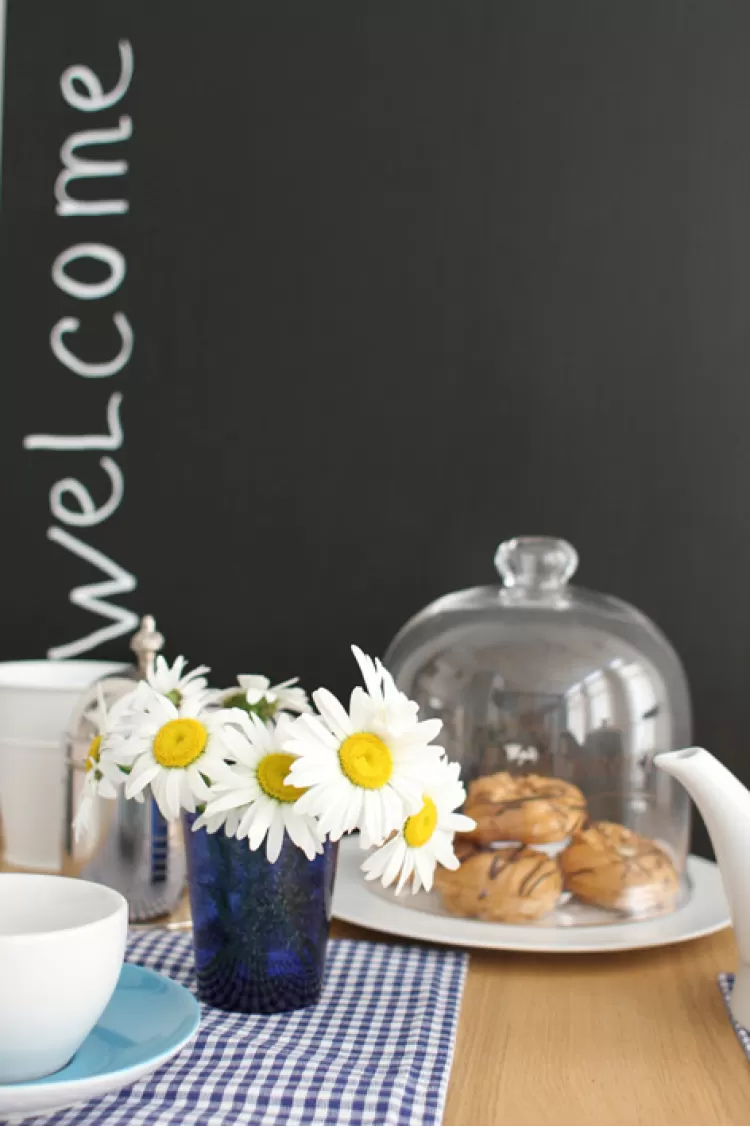 Декор обеденной зоны — Дизайн 1-комнатной квартиры Studio Open Space, ЖК Комфорт Таун, 40 м.кв — дизайнер Сазонова Ира