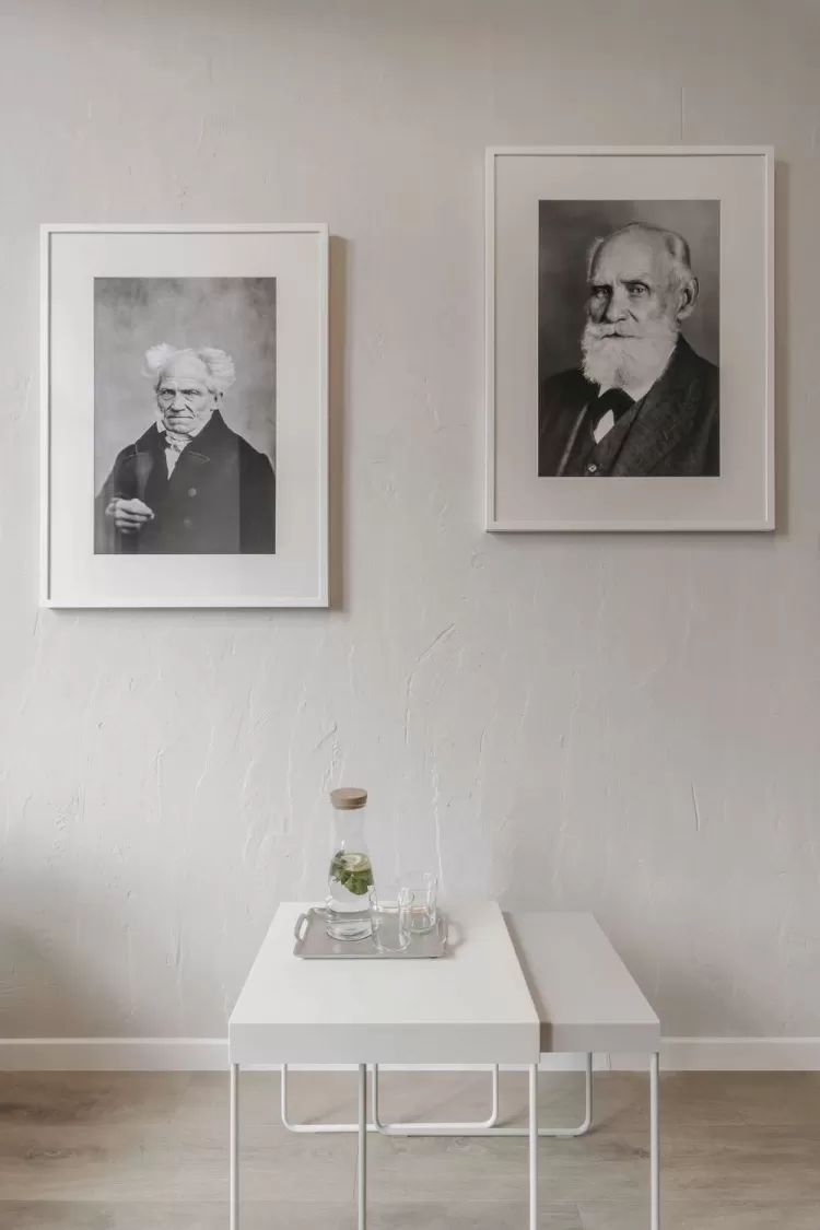 Therapist room