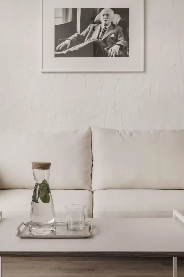 Therapist room