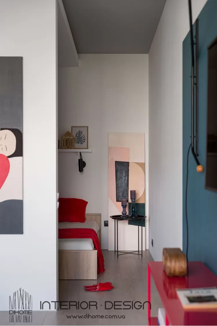 Яскраві акценти у дизайні квартири-студії – 2145
