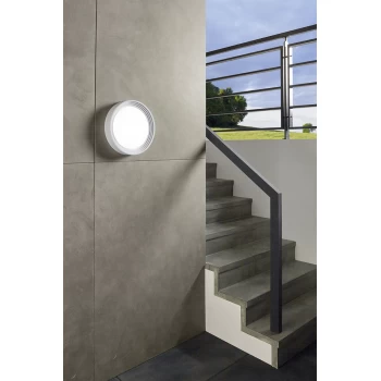 Светильник уличный ONTANEDA