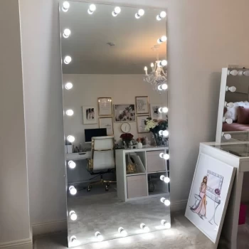 Напольное зеркало в прихожую 1537