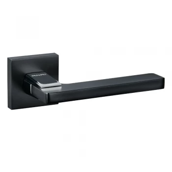068-15E Black/CP (ALBA)
