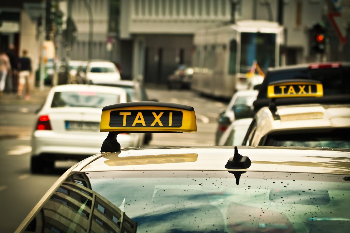 Як вибрати найкраще таксі Ужгород-Кошице за доступною ціною