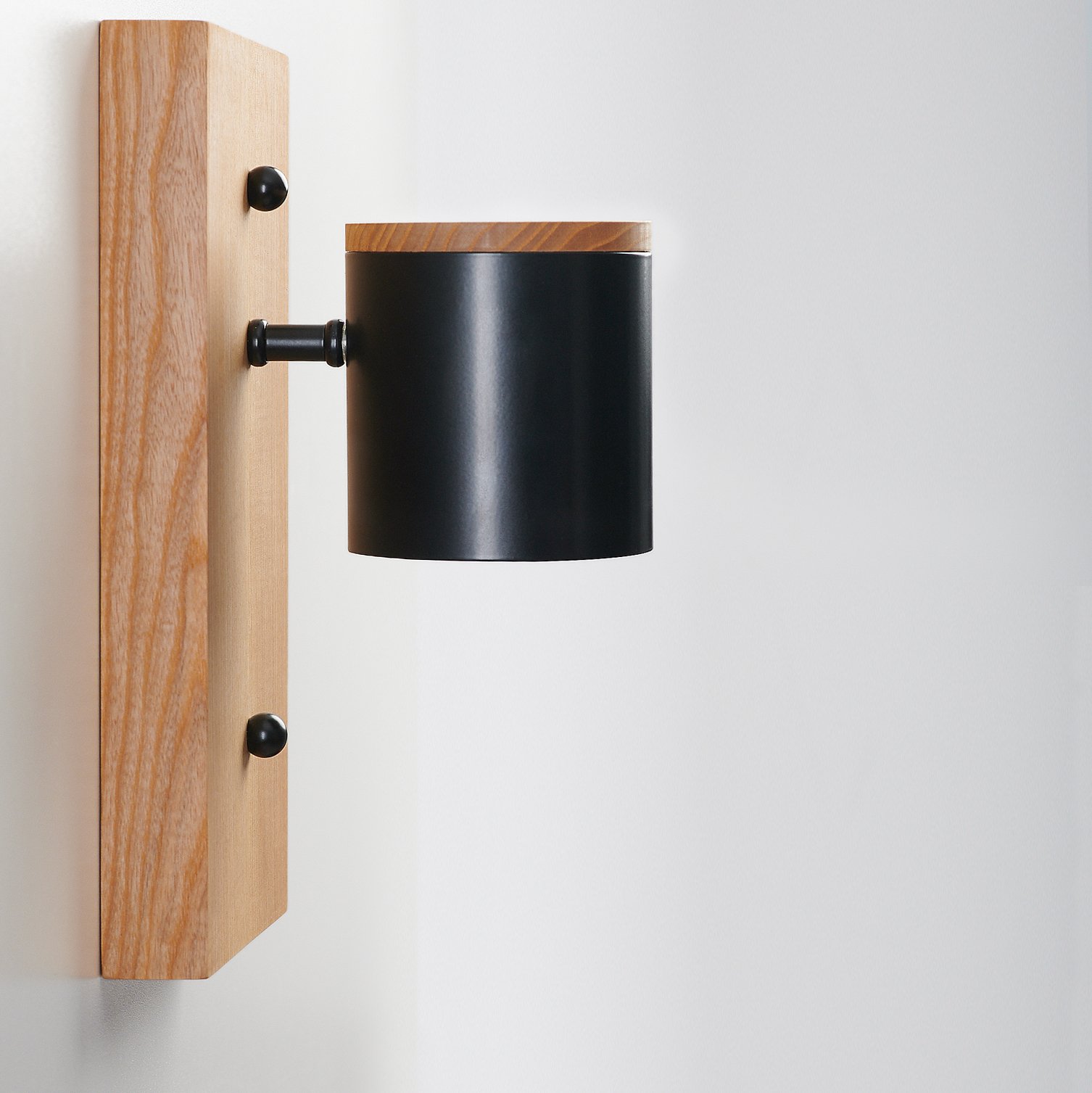 Світильник сучасний Бра лофт на білий стіну Wooden Light black